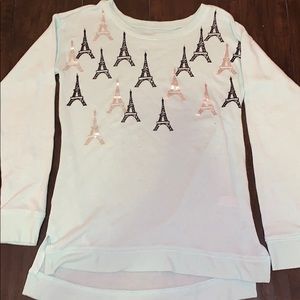 Paris kind sleeve blouse.